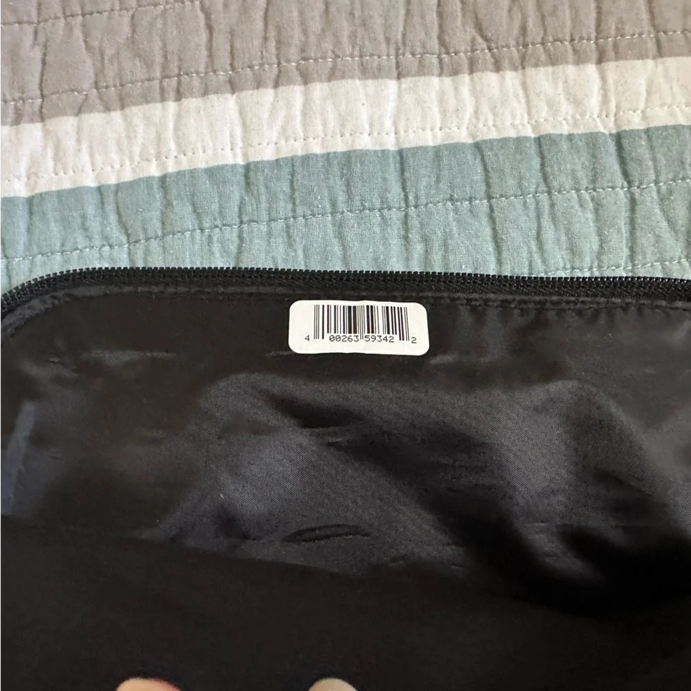 Ulta Black Tweed Pearl Zip Makeup Bag